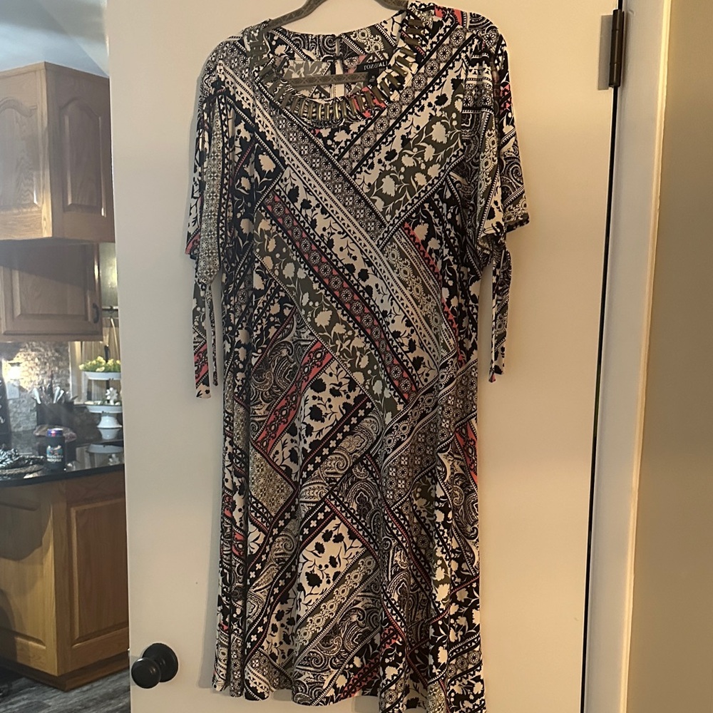 Roz & Ali Multicolor Patterned Long Sleeve Dress